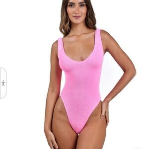 Bond-eye pink swimsuit New one size